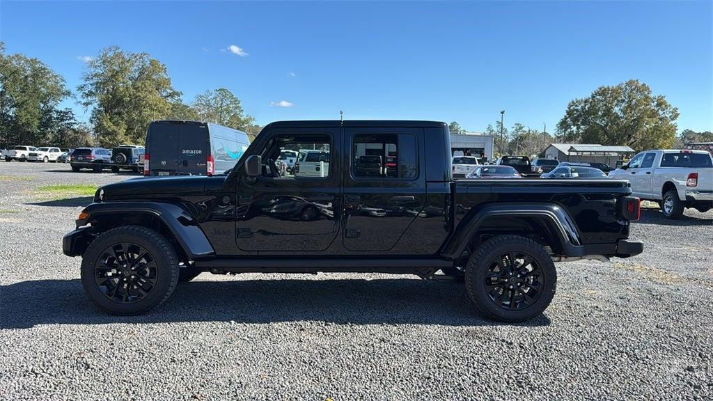 new 2025 Jeep Gladiator car, priced at $41,114