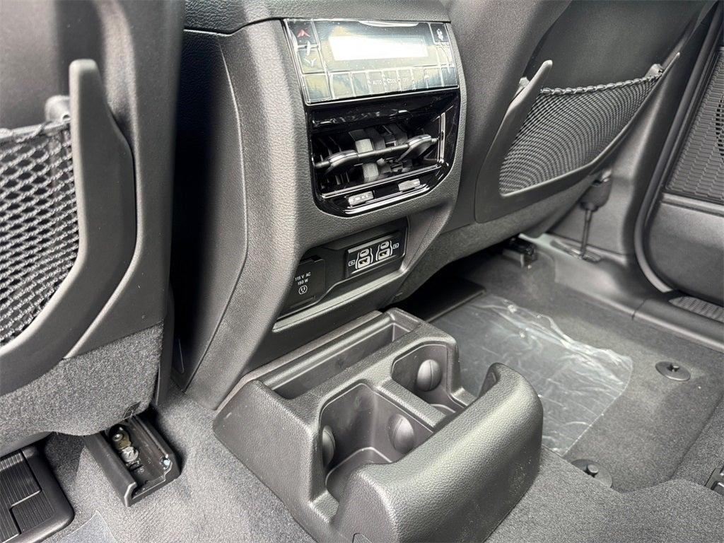 new 2025 Jeep Grand Cherokee L car, priced at $39,018