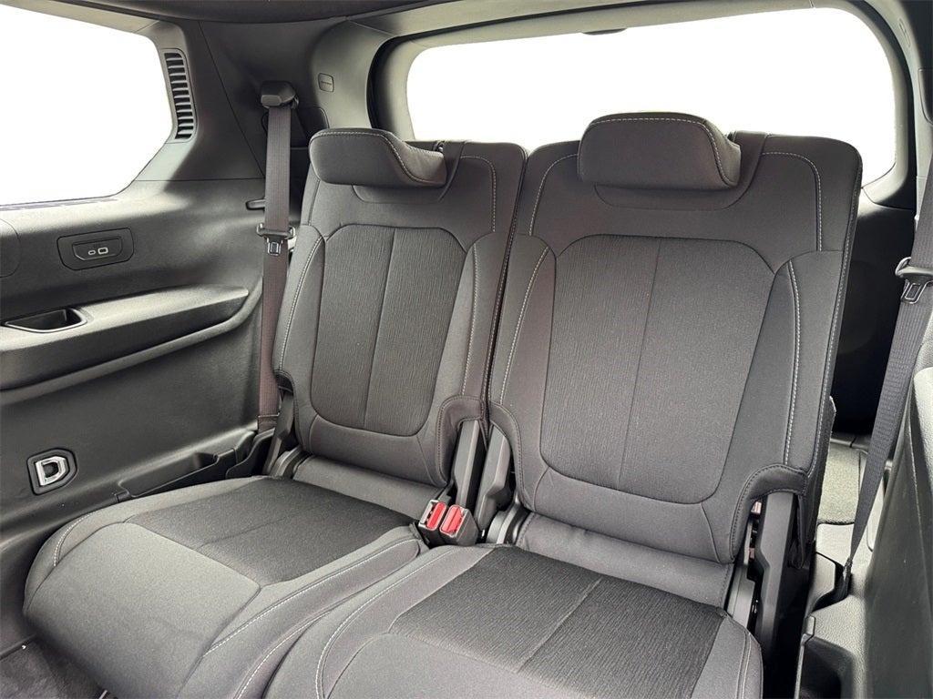 new 2025 Jeep Grand Cherokee L car, priced at $39,018