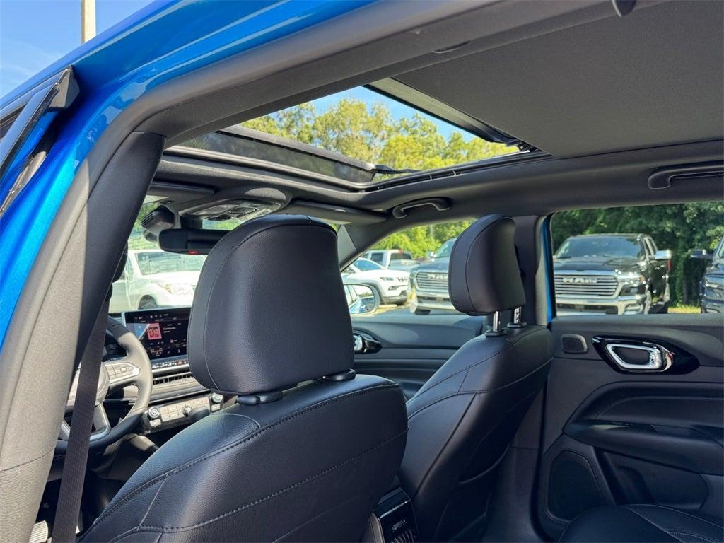 new 2025 Jeep Compass car, priced at $31,859