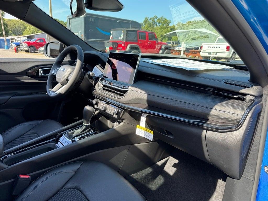 new 2025 Jeep Compass car, priced at $31,859