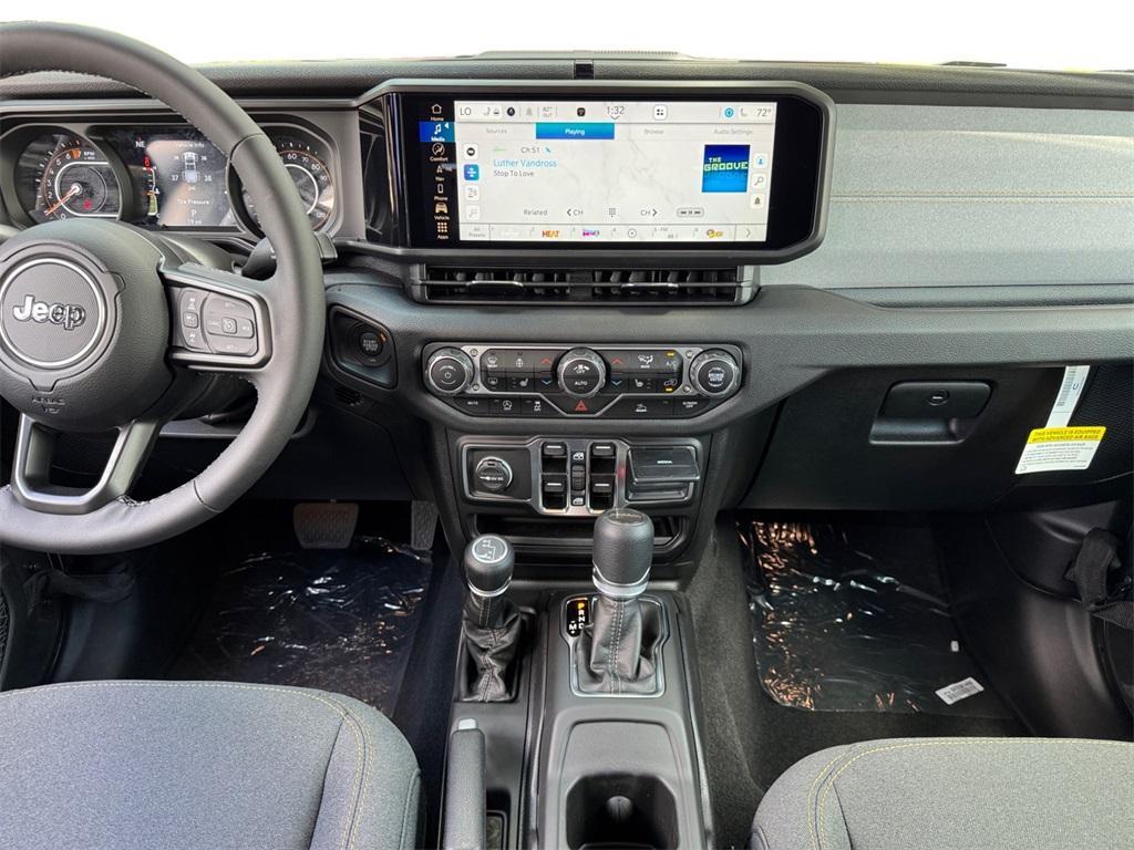 new 2025 Jeep Gladiator car, priced at $47,521
