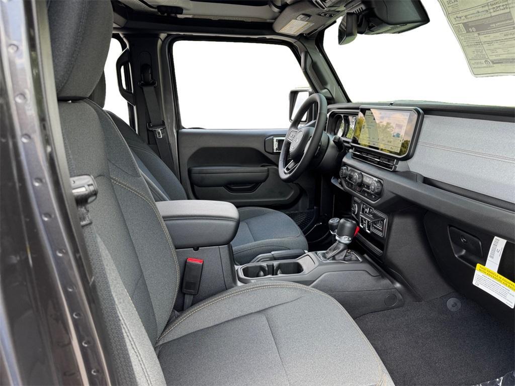new 2025 Jeep Gladiator car, priced at $47,521