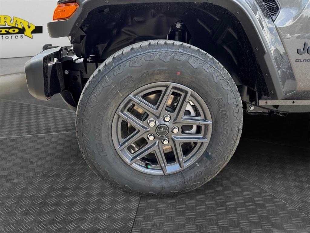 new 2025 Jeep Gladiator car, priced at $47,521