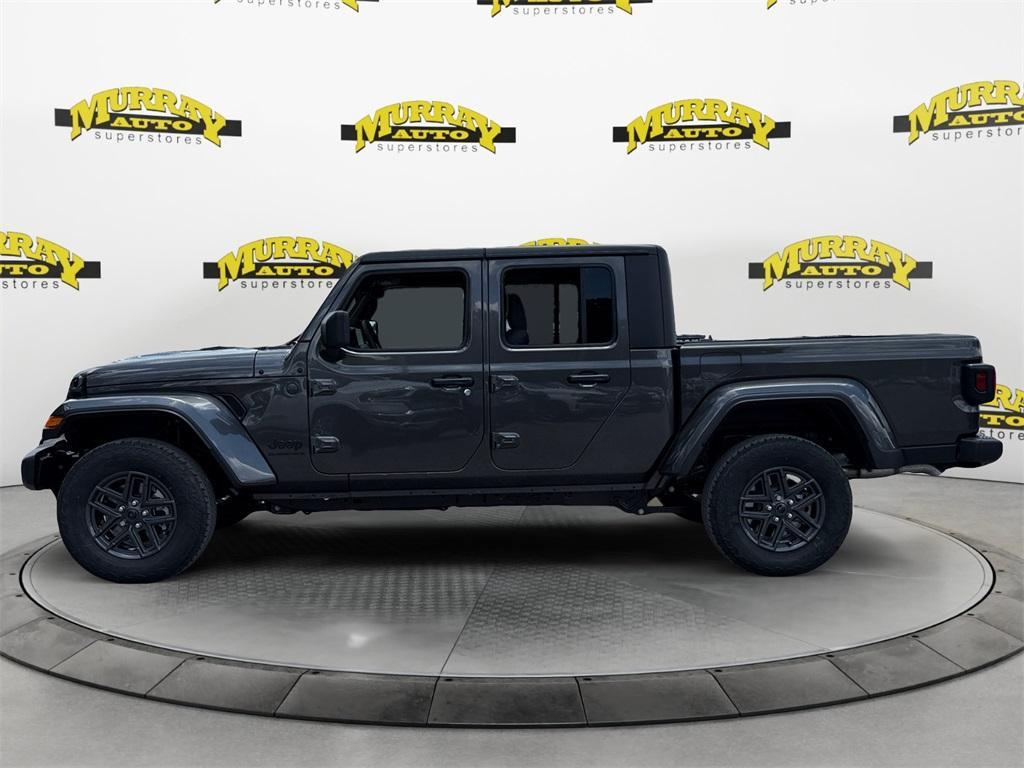 new 2025 Jeep Gladiator car, priced at $47,521