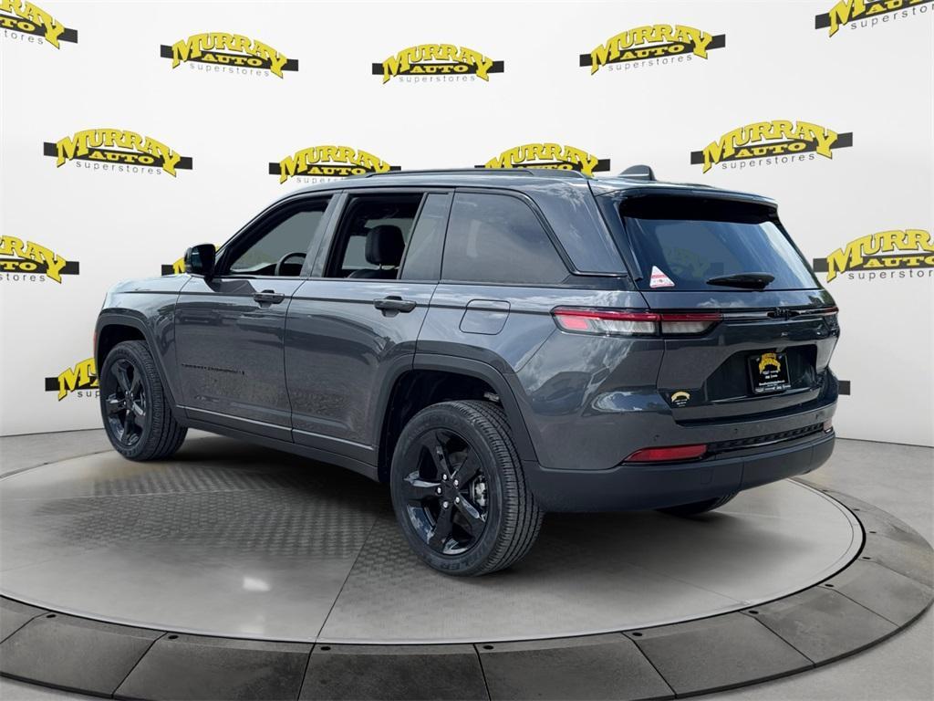 new 2025 Jeep Grand Cherokee car, priced at $40,748
