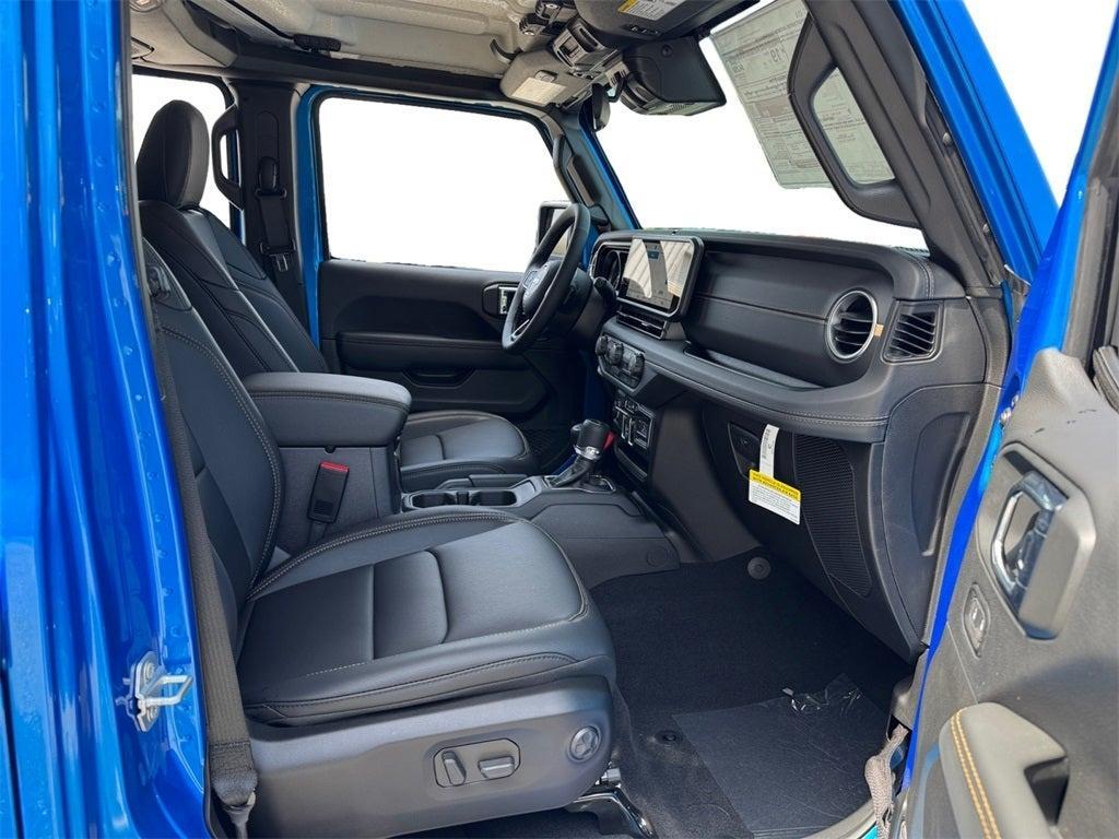 new 2025 Jeep Gladiator car, priced at $42,423