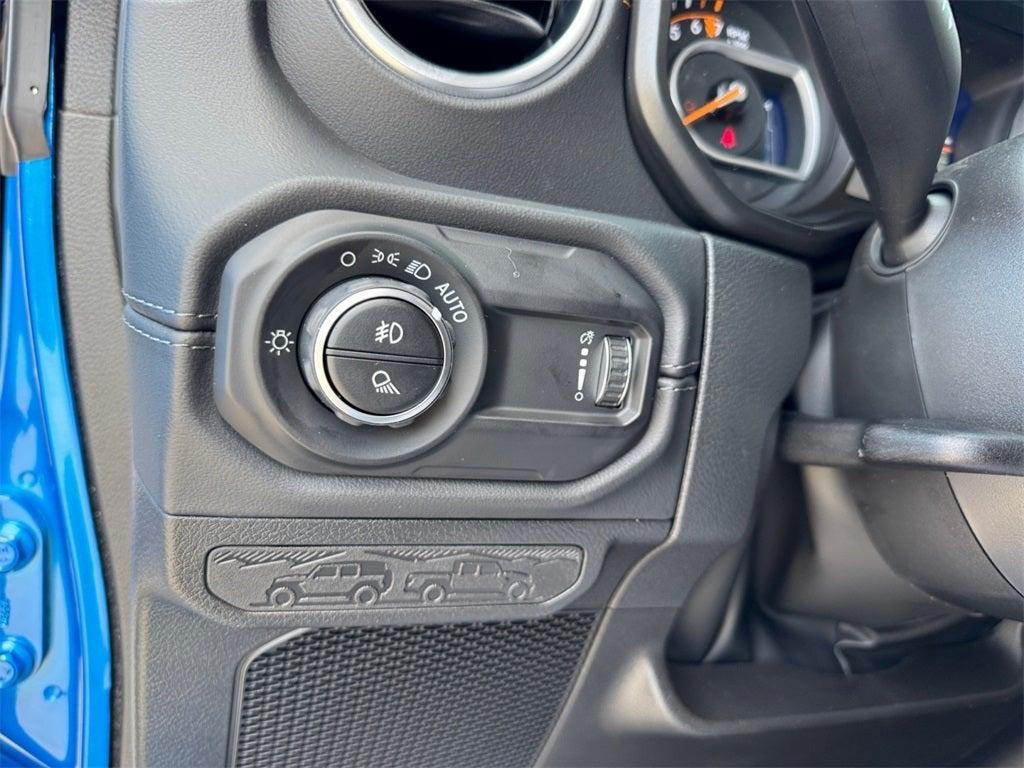 new 2025 Jeep Gladiator car, priced at $42,423
