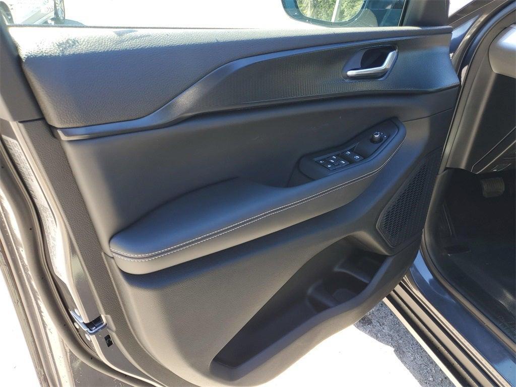 new 2025 Jeep Grand Cherokee car, priced at $38,478