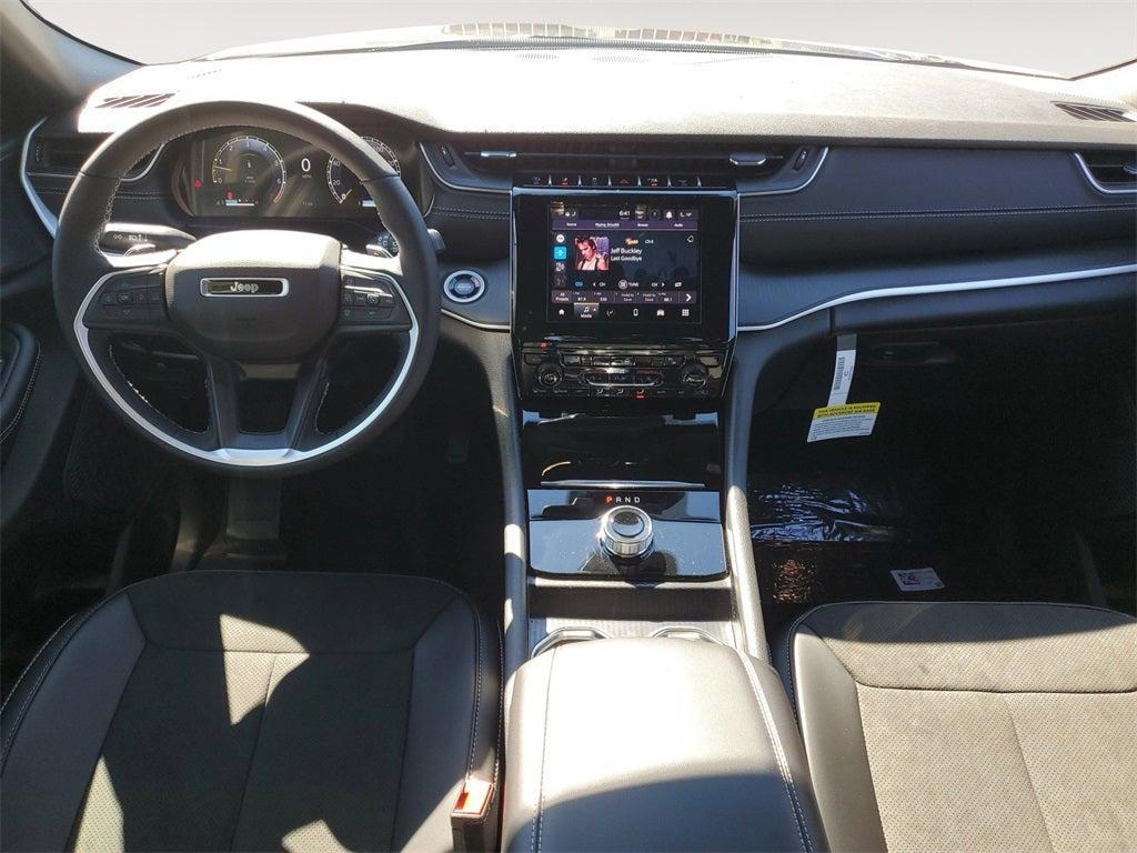 new 2025 Jeep Grand Cherokee car, priced at $38,478