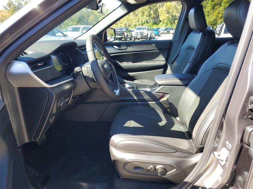 new 2025 Jeep Grand Cherokee car, priced at $38,478