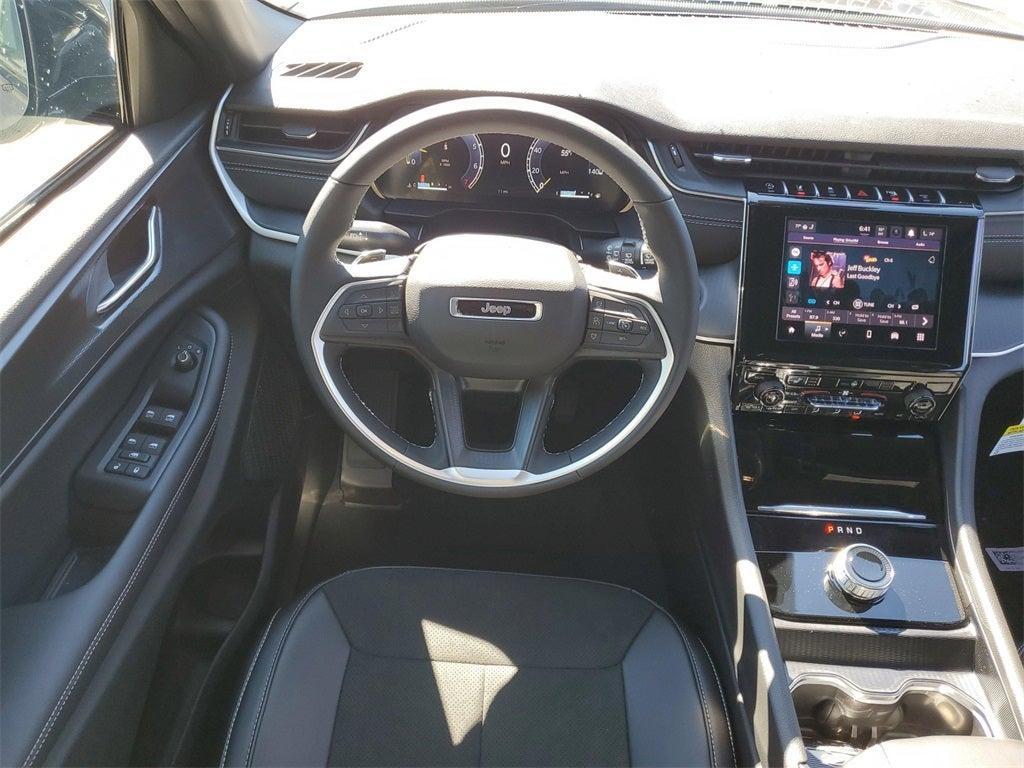 new 2025 Jeep Grand Cherokee car, priced at $38,478