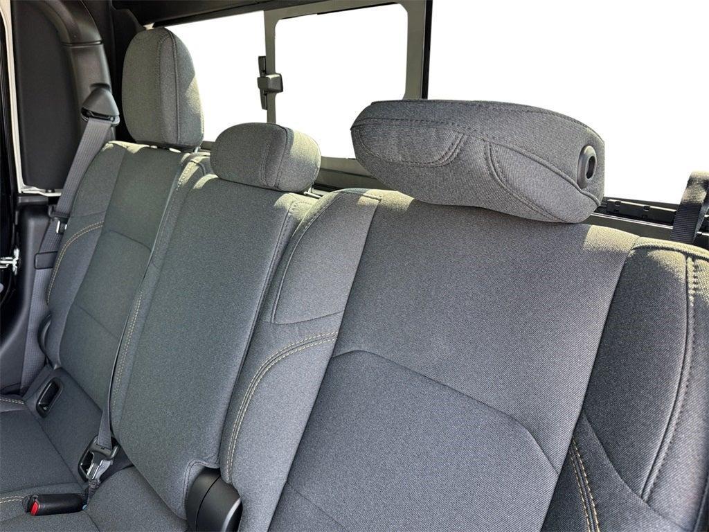 new 2025 Jeep Gladiator car, priced at $47,521