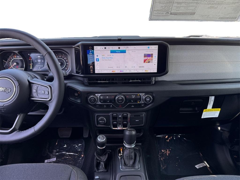 new 2025 Jeep Gladiator car, priced at $47,521