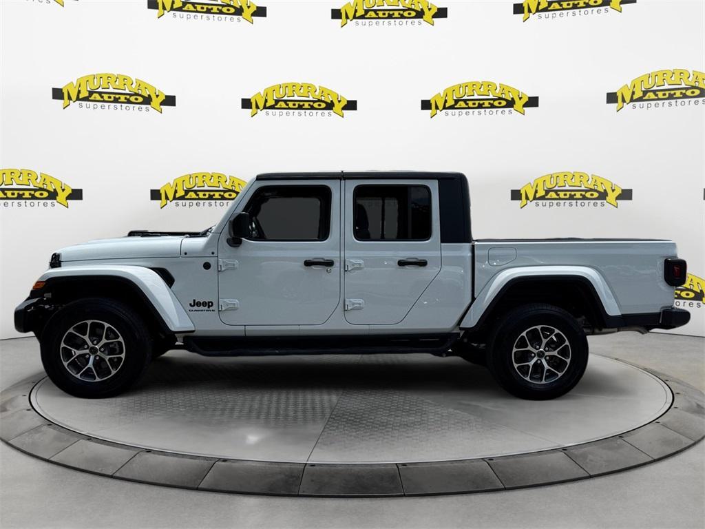 used 2024 Jeep Gladiator car, priced at $38,310