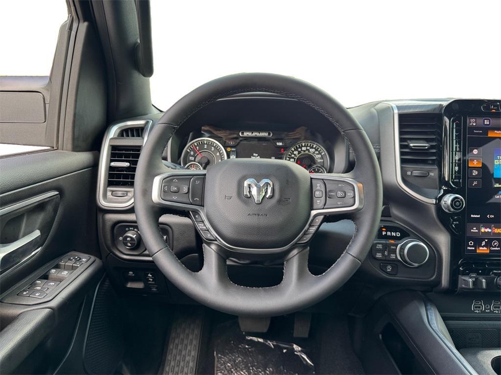 new 2025 Ram 1500 car, priced at $61,013