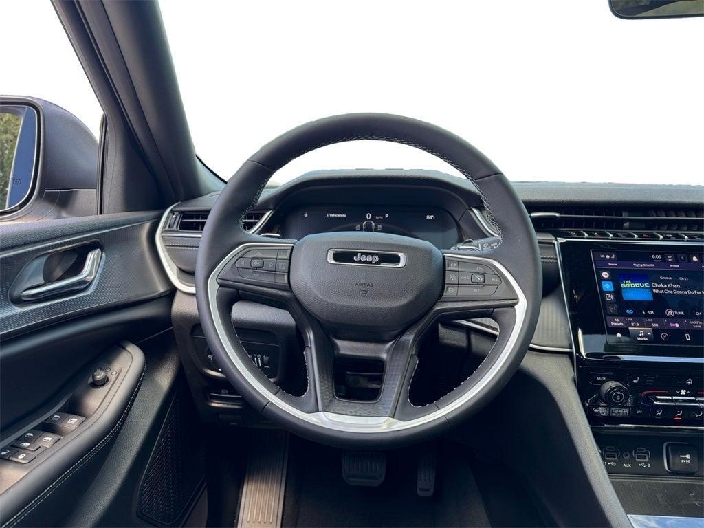 new 2025 Jeep Grand Cherokee L car, priced at $38,122