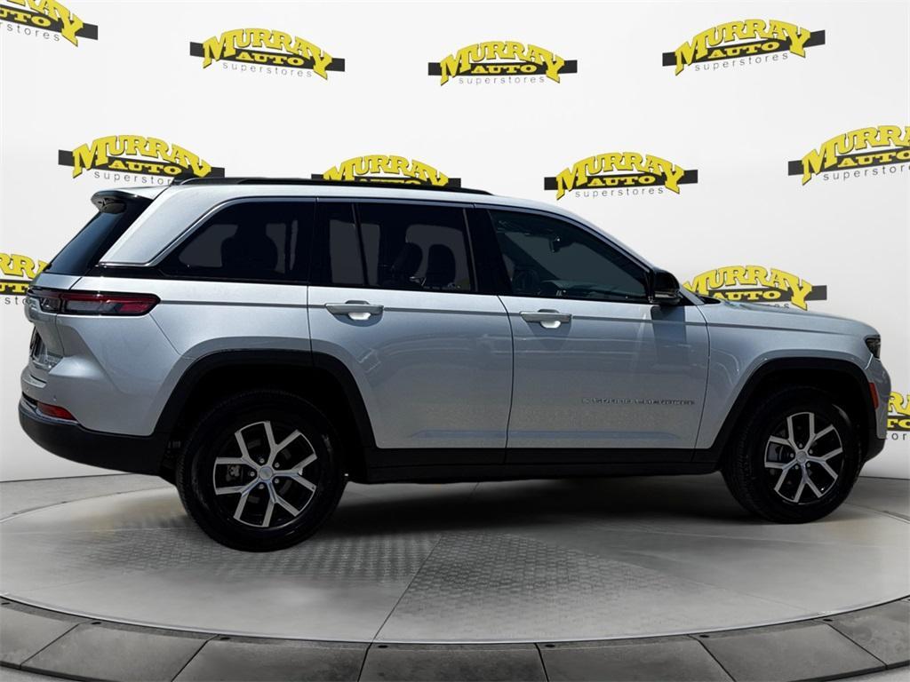 used 2024 Jeep Grand Cherokee car, priced at $34,000