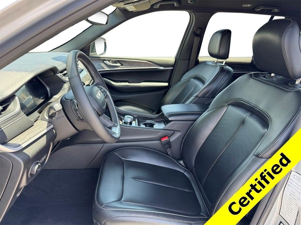 used 2024 Jeep Grand Cherokee car, priced at $29,495