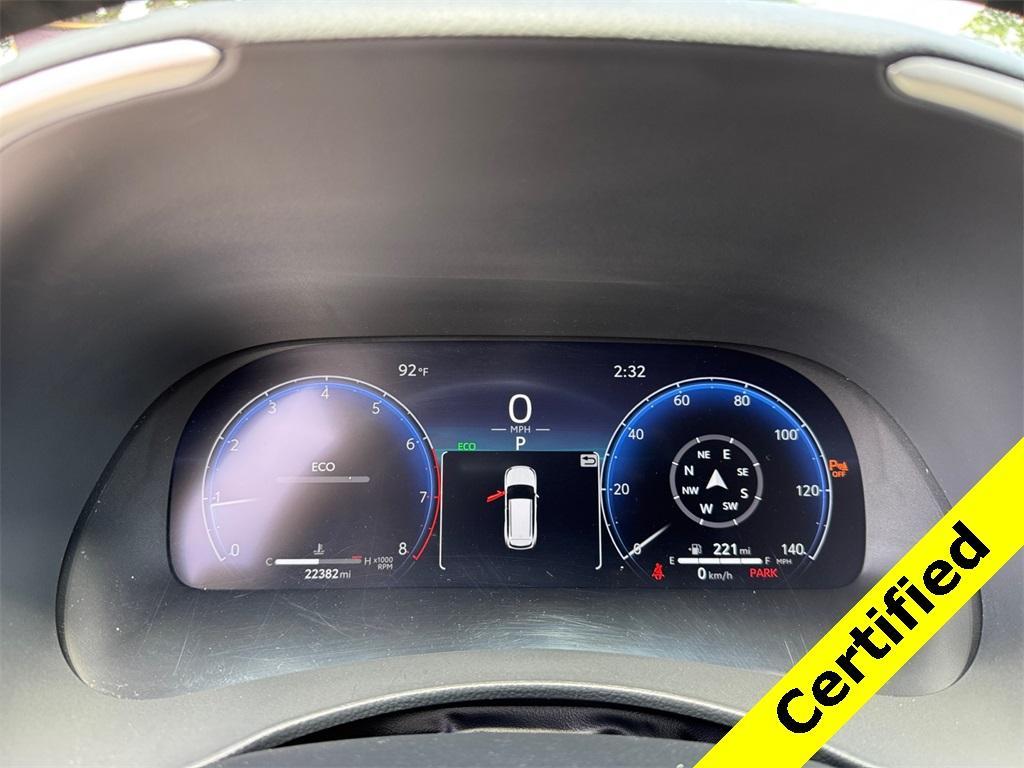 used 2023 Toyota Highlander car, priced at $40,900