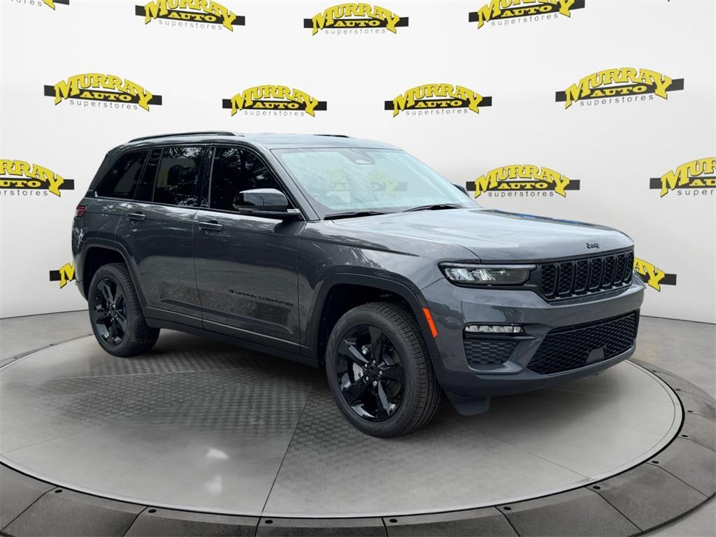 new 2025 Jeep Grand Cherokee car, priced at $37,421