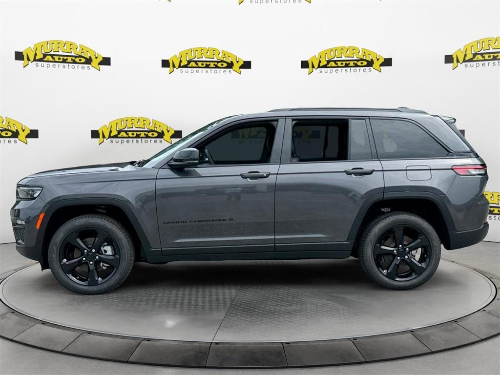 new 2025 Jeep Grand Cherokee car, priced at $37,421