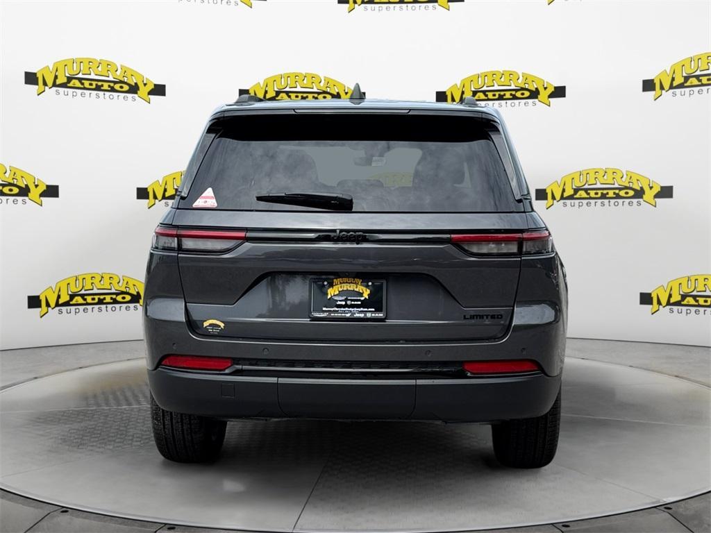 new 2025 Jeep Grand Cherokee car, priced at $37,421