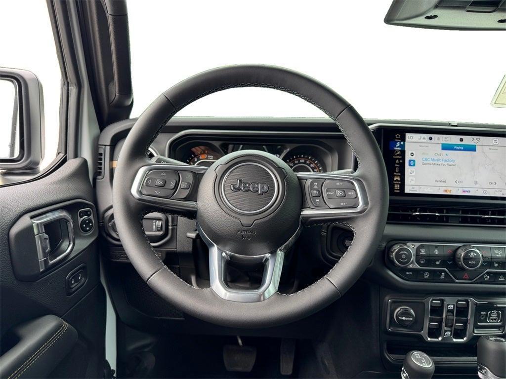 new 2025 Jeep Wrangler car, priced at $47,301