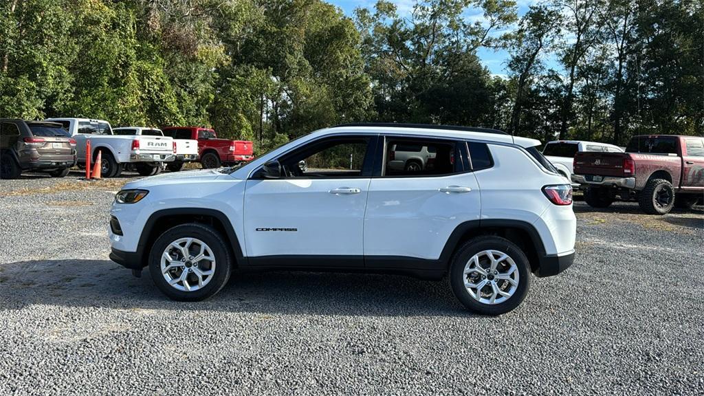 new 2025 Jeep Compass car, priced at $27,765