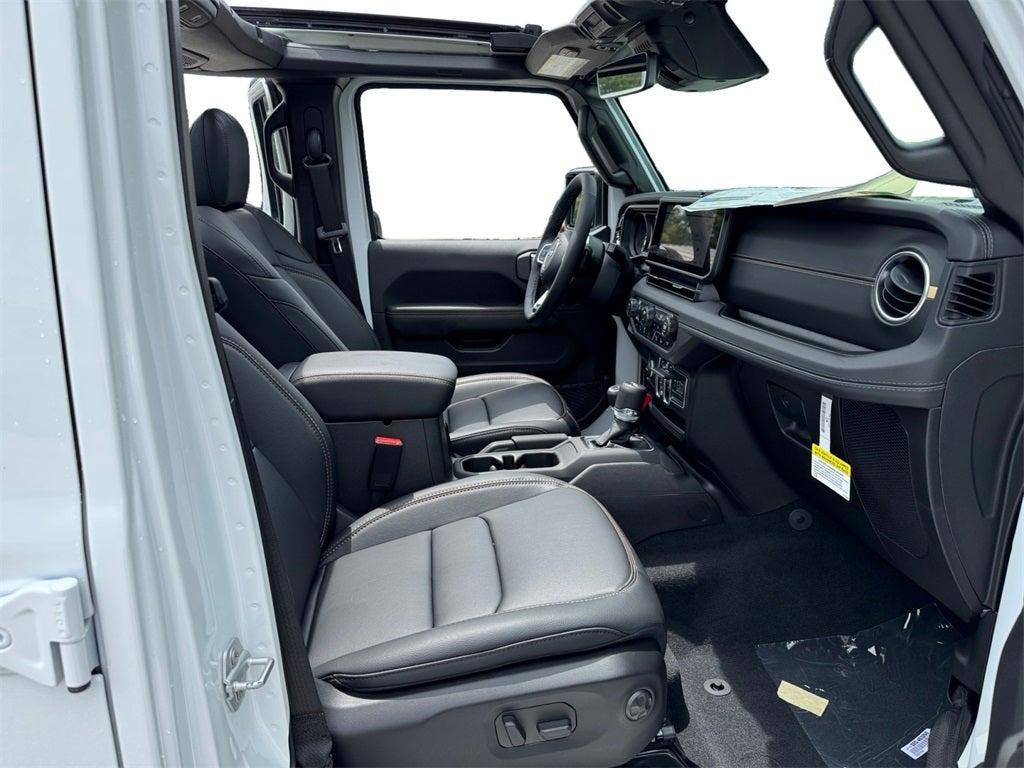 new 2025 Jeep Wrangler car, priced at $49,911