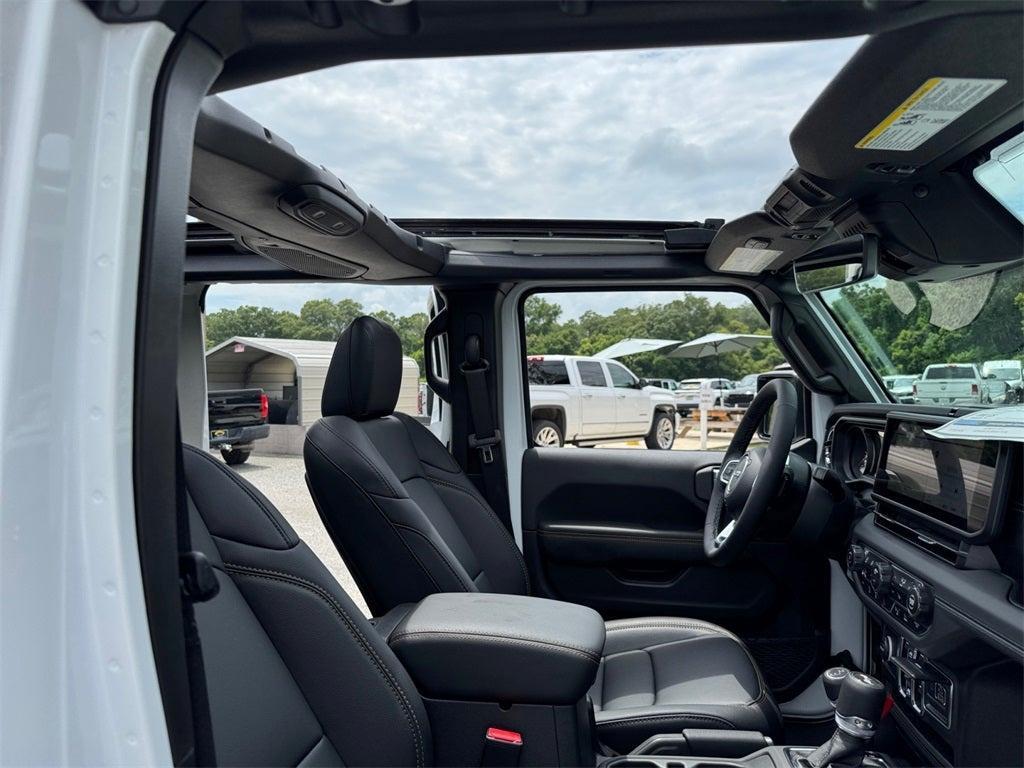 new 2025 Jeep Wrangler car, priced at $49,911