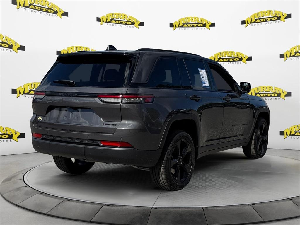 new 2025 Jeep Grand Cherokee car, priced at $43,685
