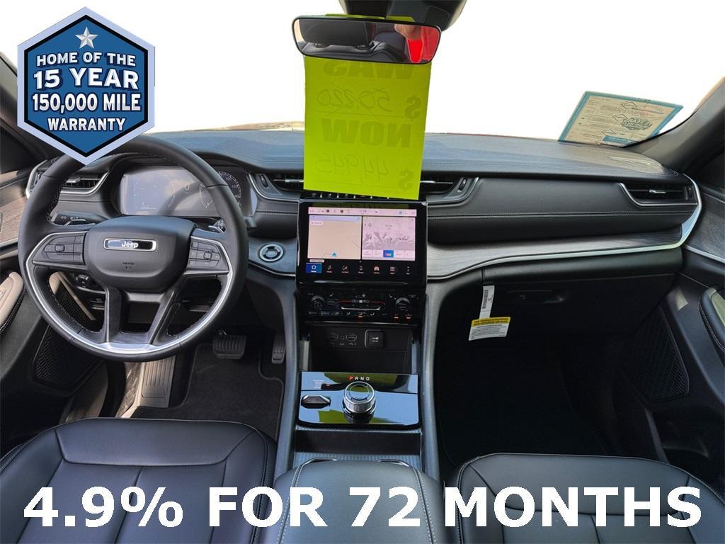 new 2025 Jeep Grand Cherokee car, priced at $38,945