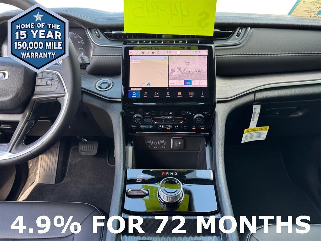 new 2025 Jeep Grand Cherokee car, priced at $38,945