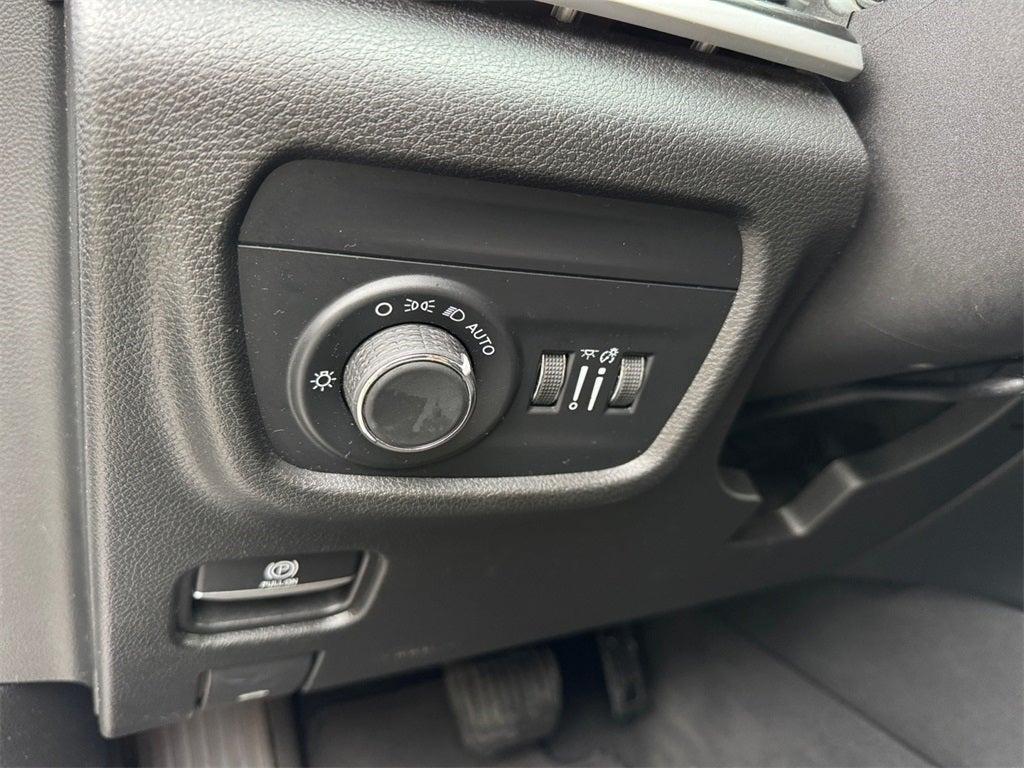 used 2023 Jeep Grand Cherokee L car, priced at $28,500