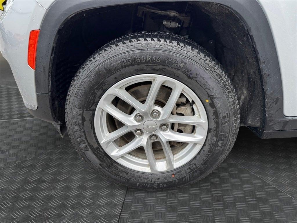 used 2023 Jeep Grand Cherokee L car, priced at $28,500