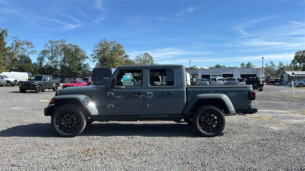 new 2025 Jeep Gladiator car, priced at $43,735