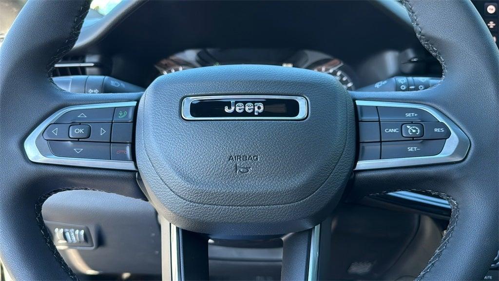 new 2025 Jeep Compass car, priced at $25,999