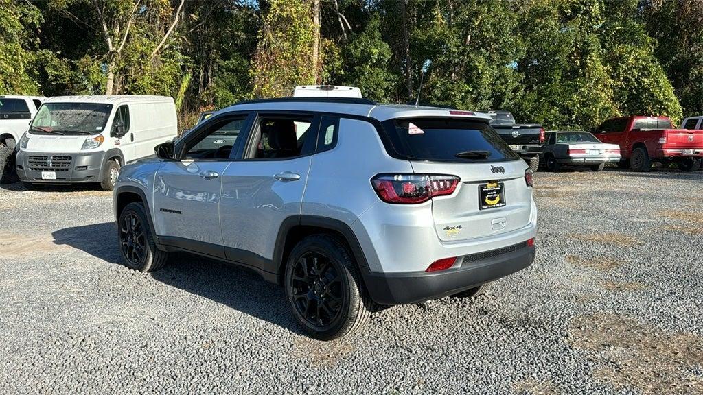 new 2025 Jeep Compass car, priced at $25,999