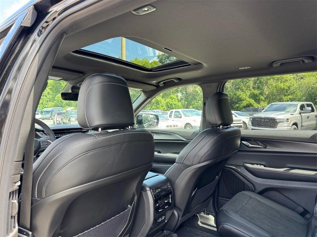 new 2025 Jeep Grand Cherokee L car, priced at $43,011