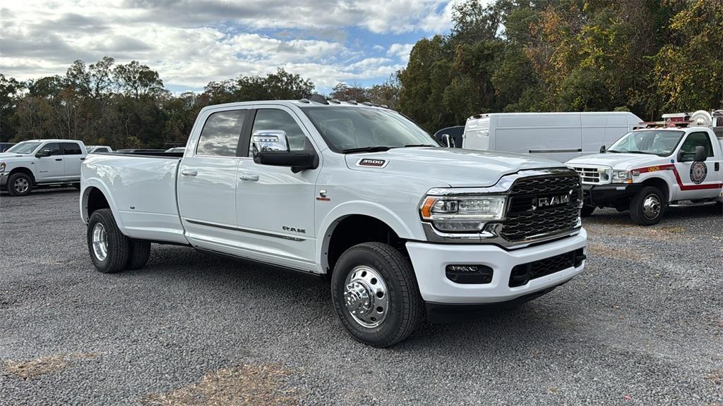 new 2024 Ram 3500 car, priced at $89,874