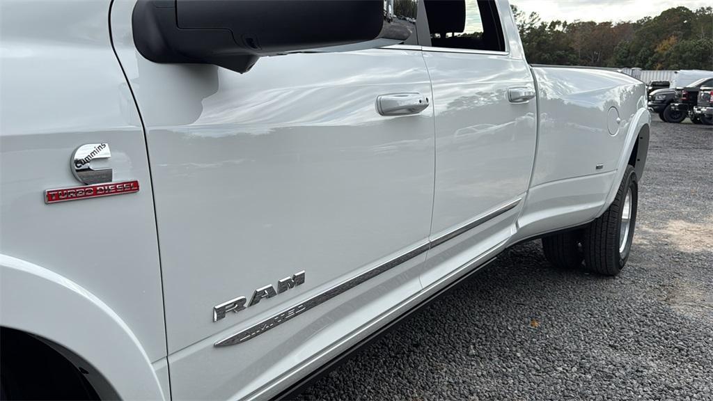 new 2024 Ram 3500 car, priced at $89,874