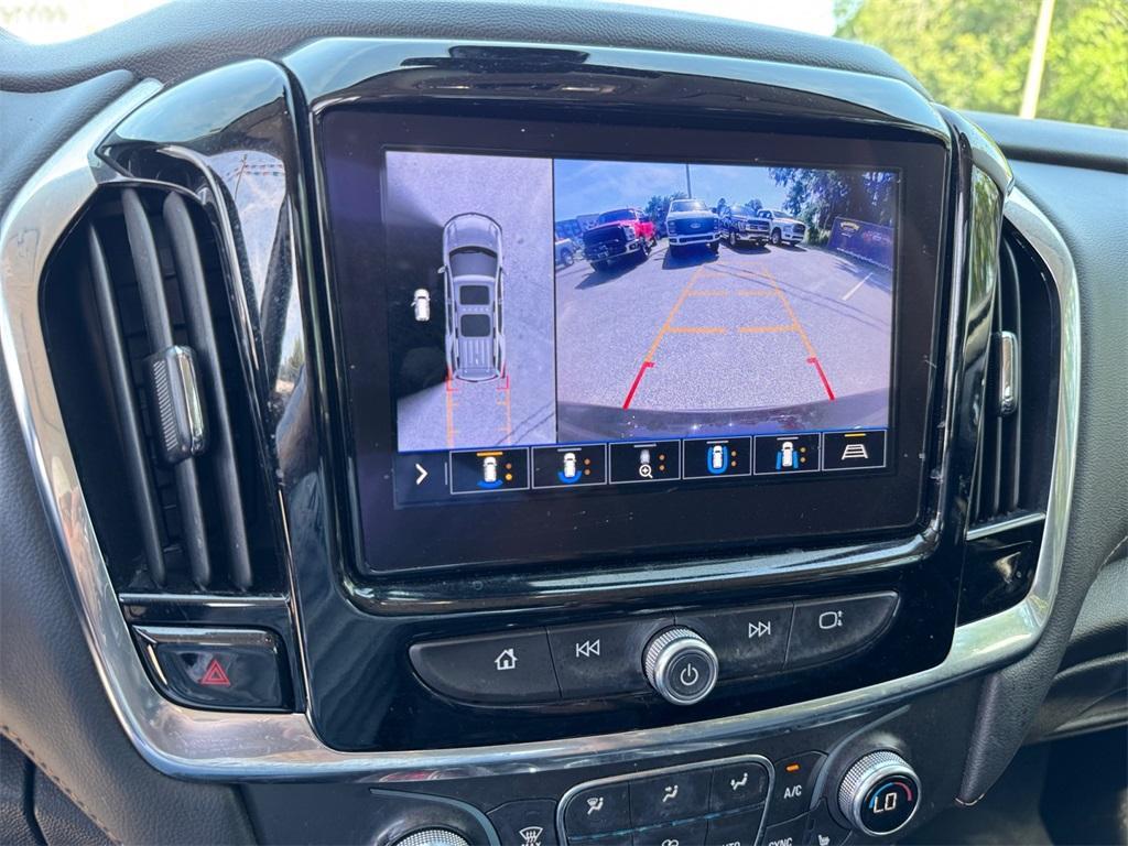 used 2021 Chevrolet Traverse car, priced at $24,000