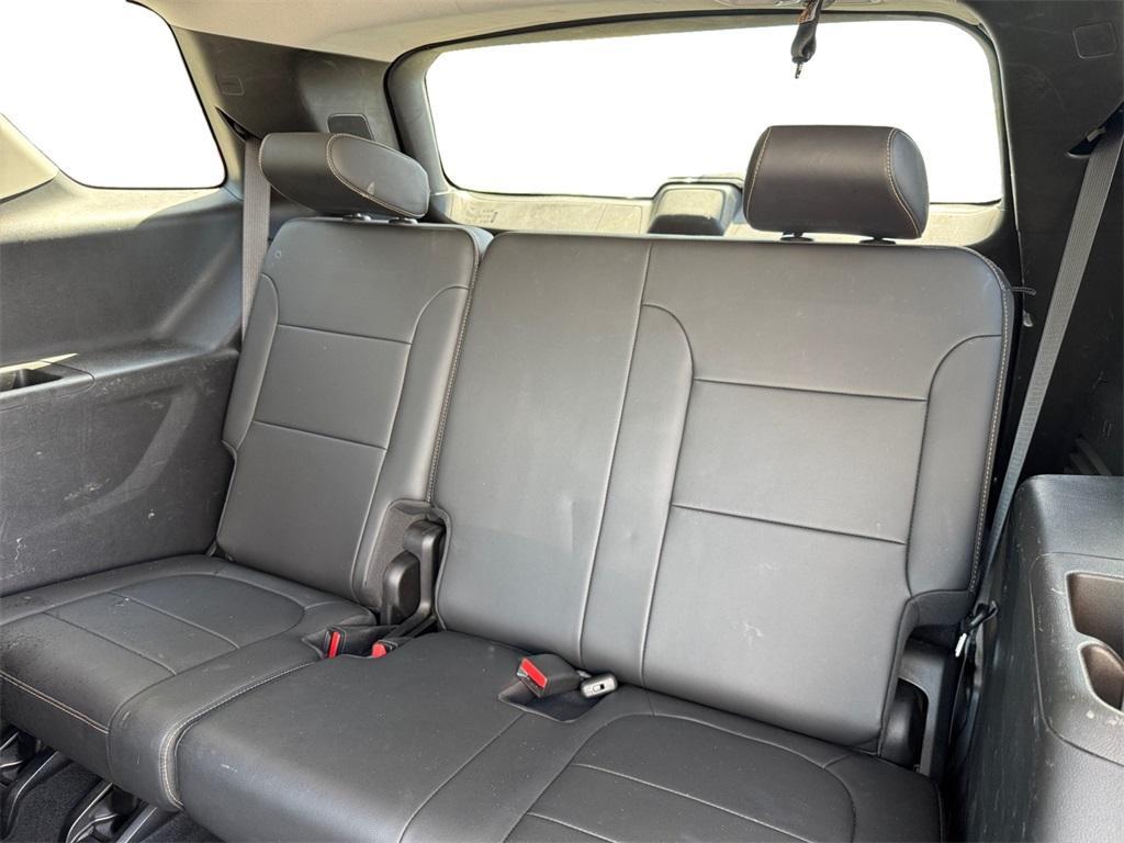 used 2021 Chevrolet Traverse car, priced at $24,000