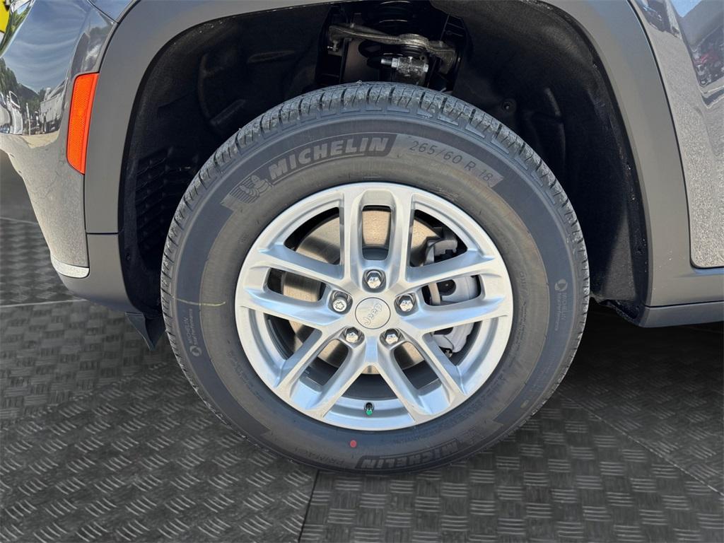new 2025 Jeep Grand Cherokee L car, priced at $40,483