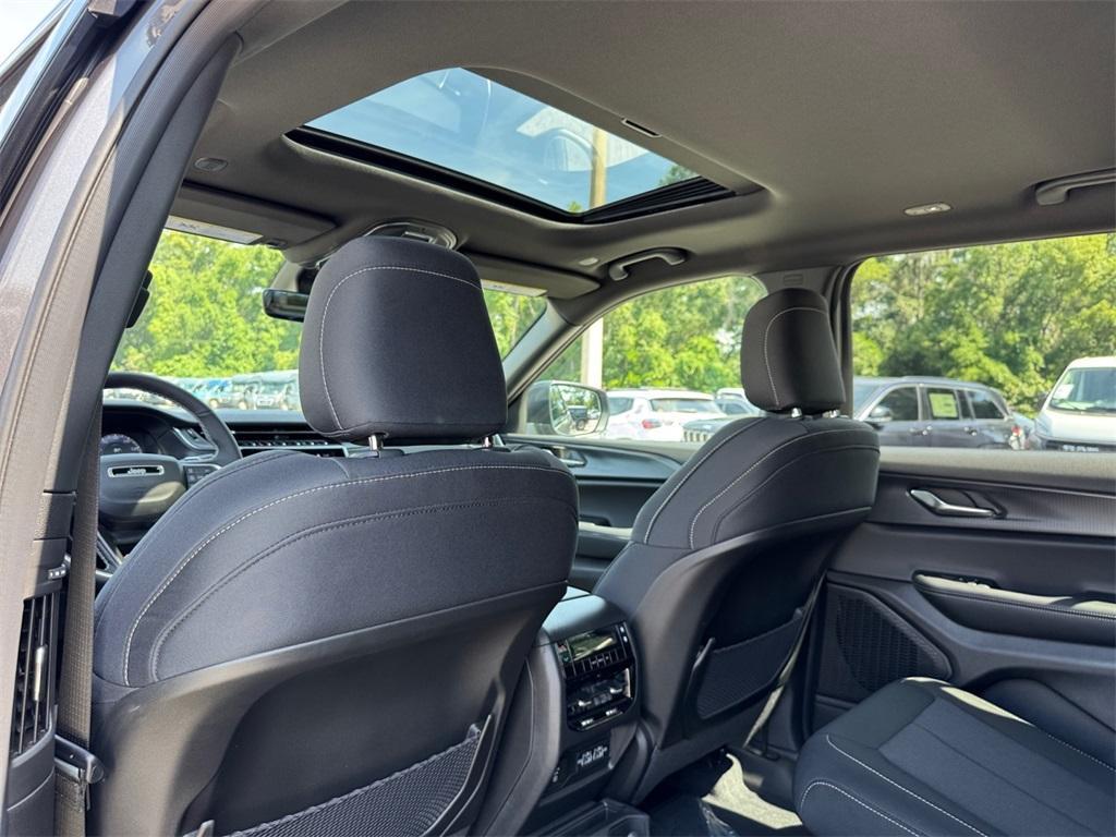 new 2025 Jeep Grand Cherokee L car, priced at $40,483