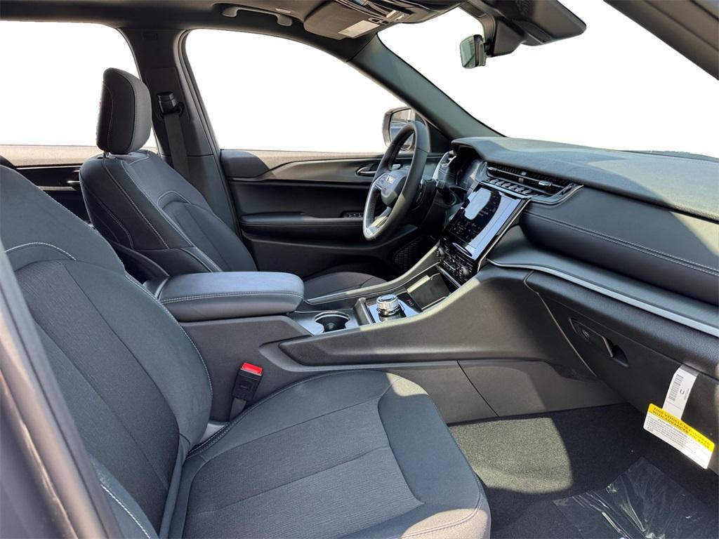 new 2025 Jeep Grand Cherokee L car, priced at $40,483