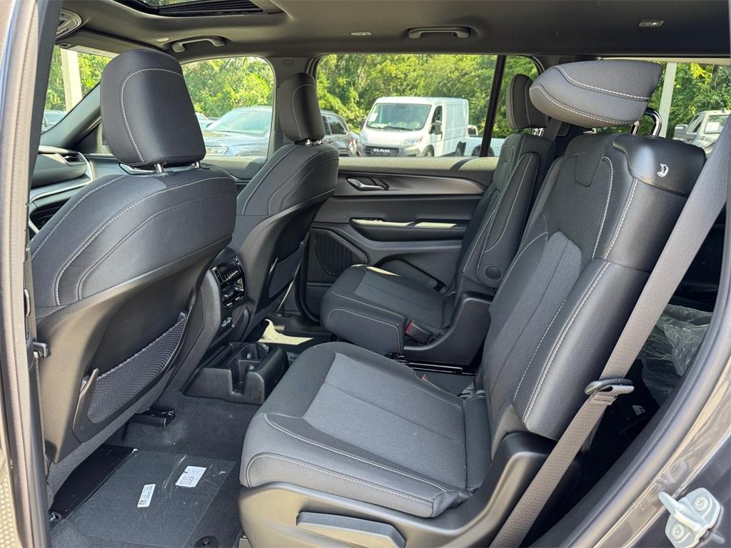 new 2025 Jeep Grand Cherokee L car, priced at $40,483
