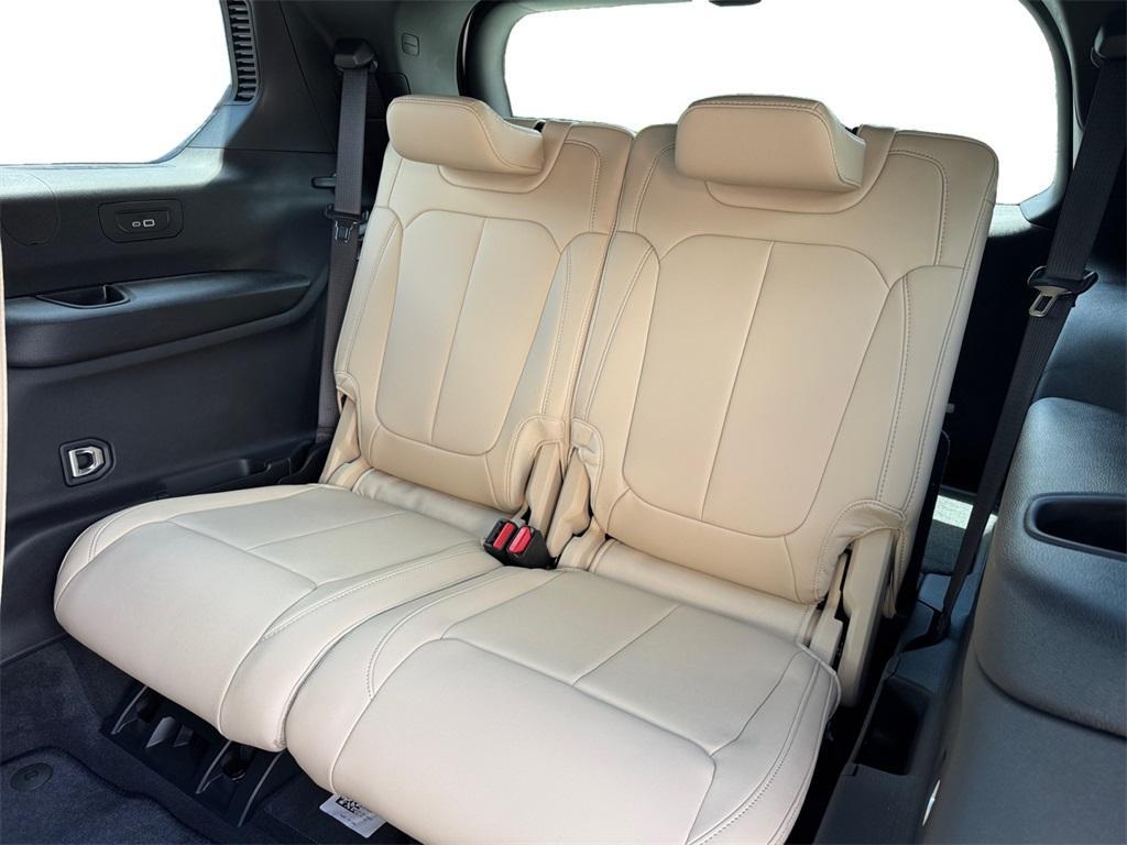 new 2025 Jeep Grand Cherokee L car, priced at $42,883