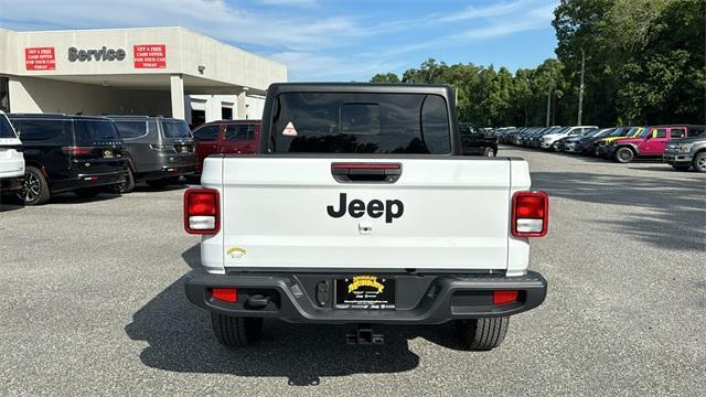 new 2024 Jeep Gladiator car, priced at $40,650